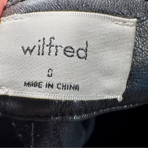 Aritzia Wilfred Women's Size 0 High Waisted Vegan Leather Black Straight Pants - Picture 4 of 5